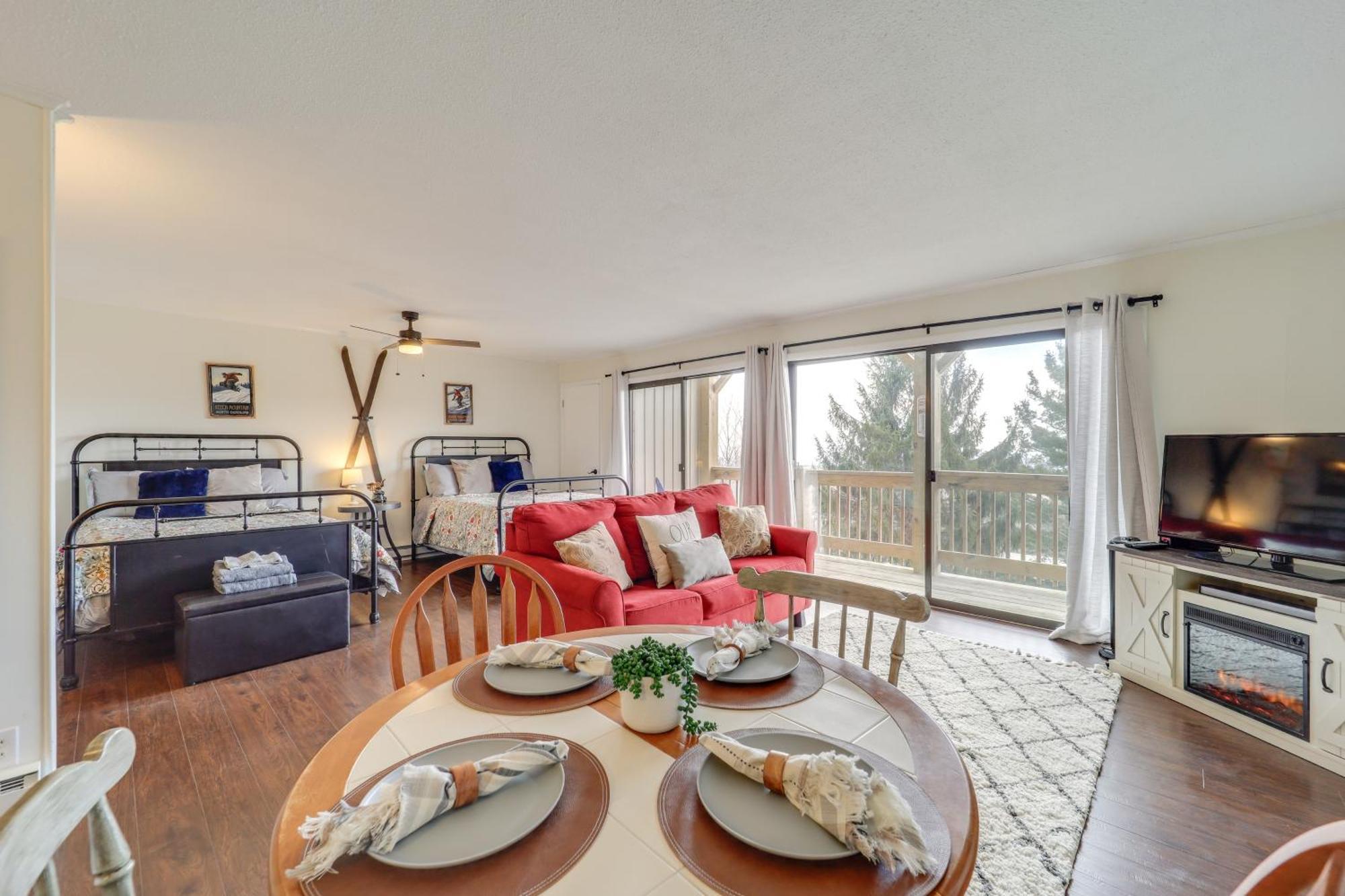 Beech Mountain Studio With Balcony Less Than 1 Mi To Skiing! Esterno foto